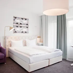 Hotel Les Nations, Berlim